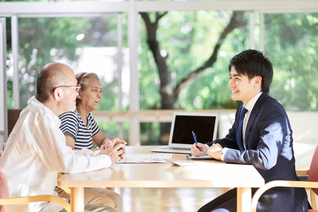 名古屋で骨董品買取をしてもらう!人気の買取店での相談内容とは